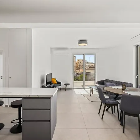 Apartment Q Scala Larnaca